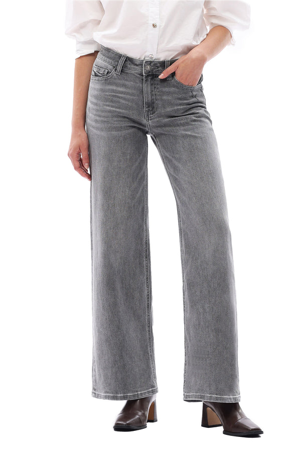 Effortless Mid Rise Wide Leg Jeans