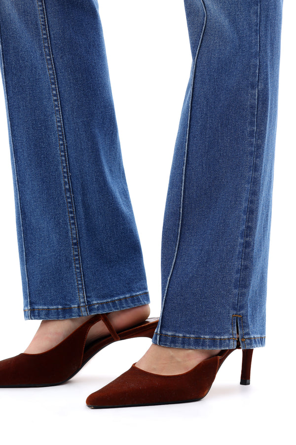 Western-Inspired Mid Rise Bootcut Jeans