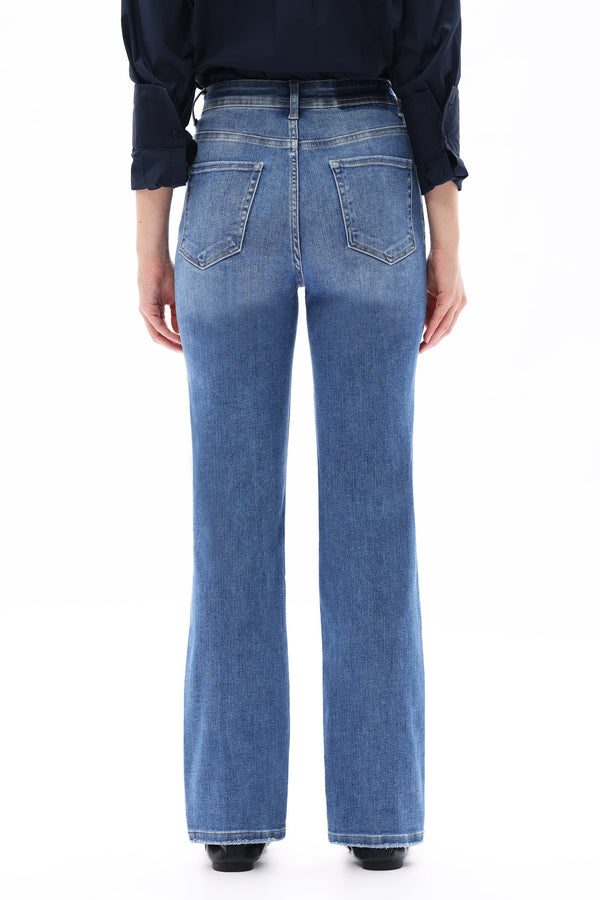 HIGH RISE STRAIGHT LEG DENIM JEAN OST5026