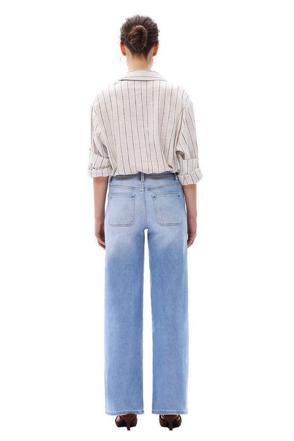 Chic Mid Rise Wide Leg Jeans