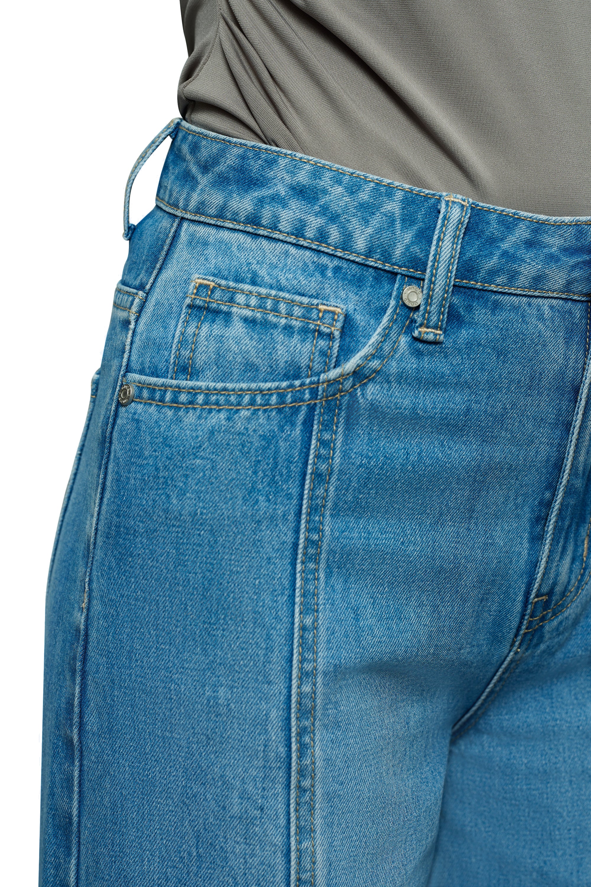 Modern High Rise Wide Leg Jeans