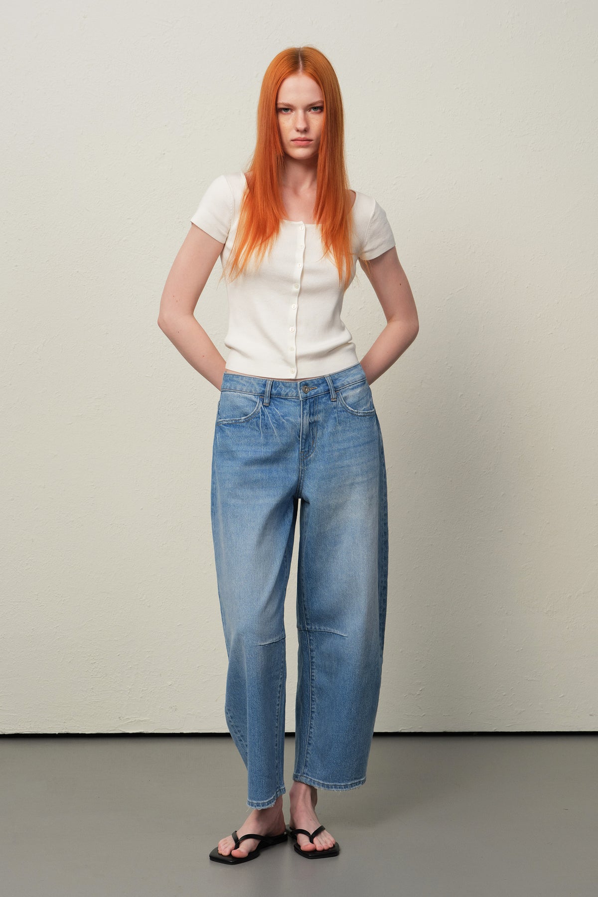 ONESO High Rise Pleated Barrel Leg Jeans