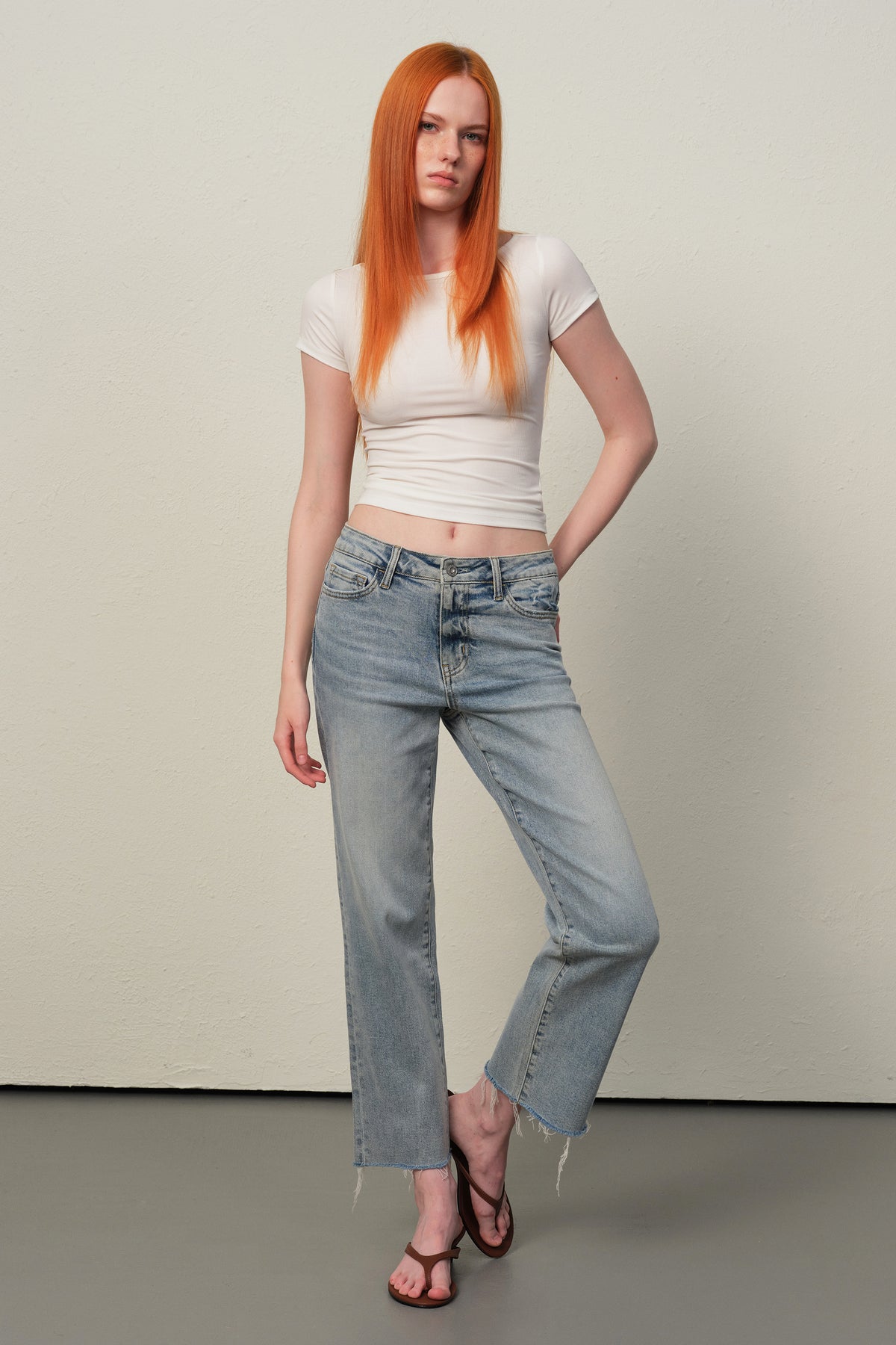 ONESO Mid Rise Straight Ankle Jeans