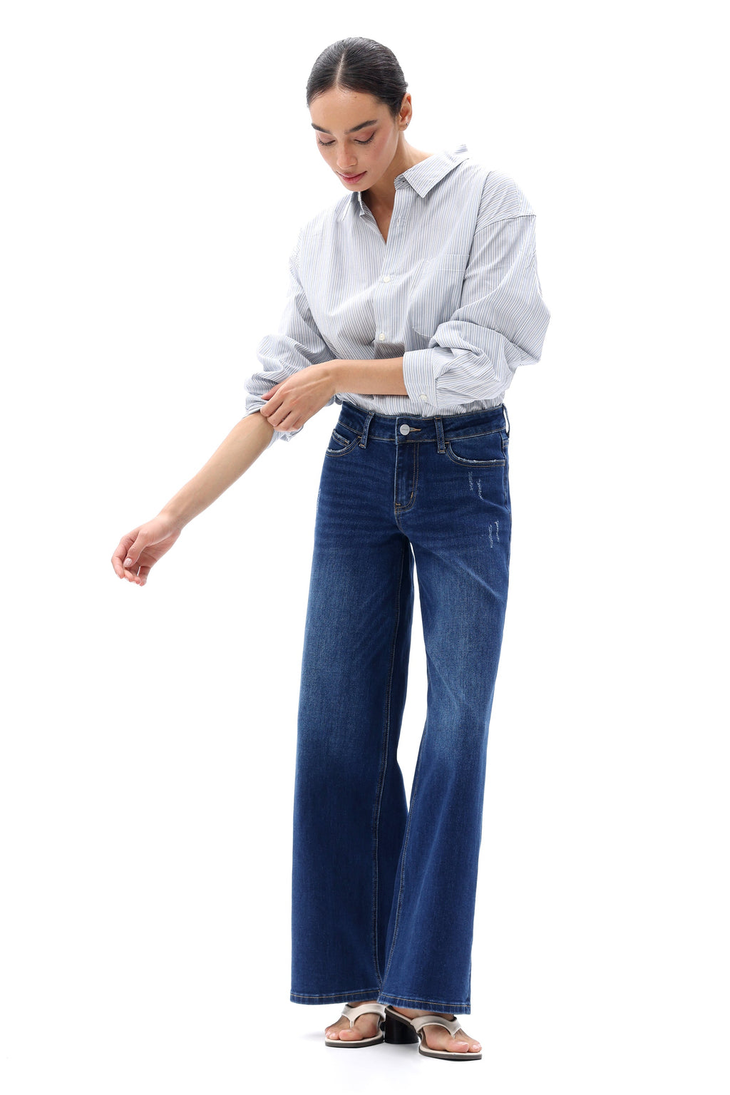 ONESO Effortless Coastal Mid Rise Wide Leg Jeans