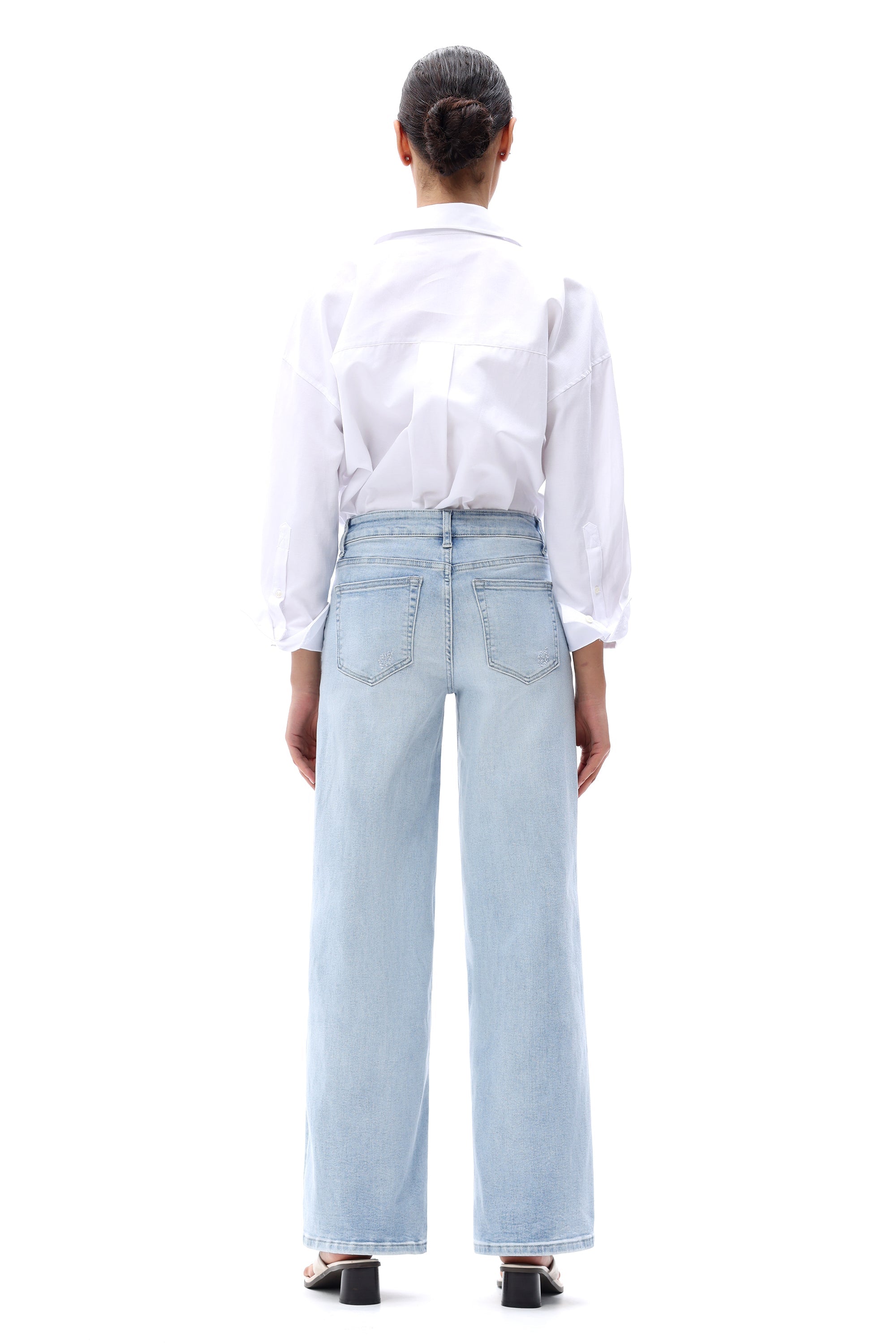 ONESO Effortless Coastal Mid Rise Wide Leg Jeans