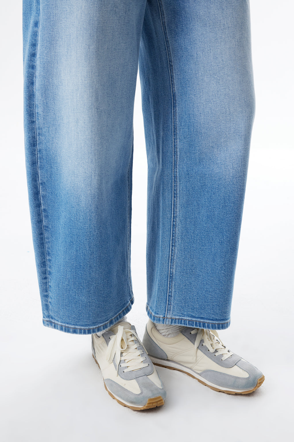 ONESO Super High Rise Patch Pocket Barrel Jeans