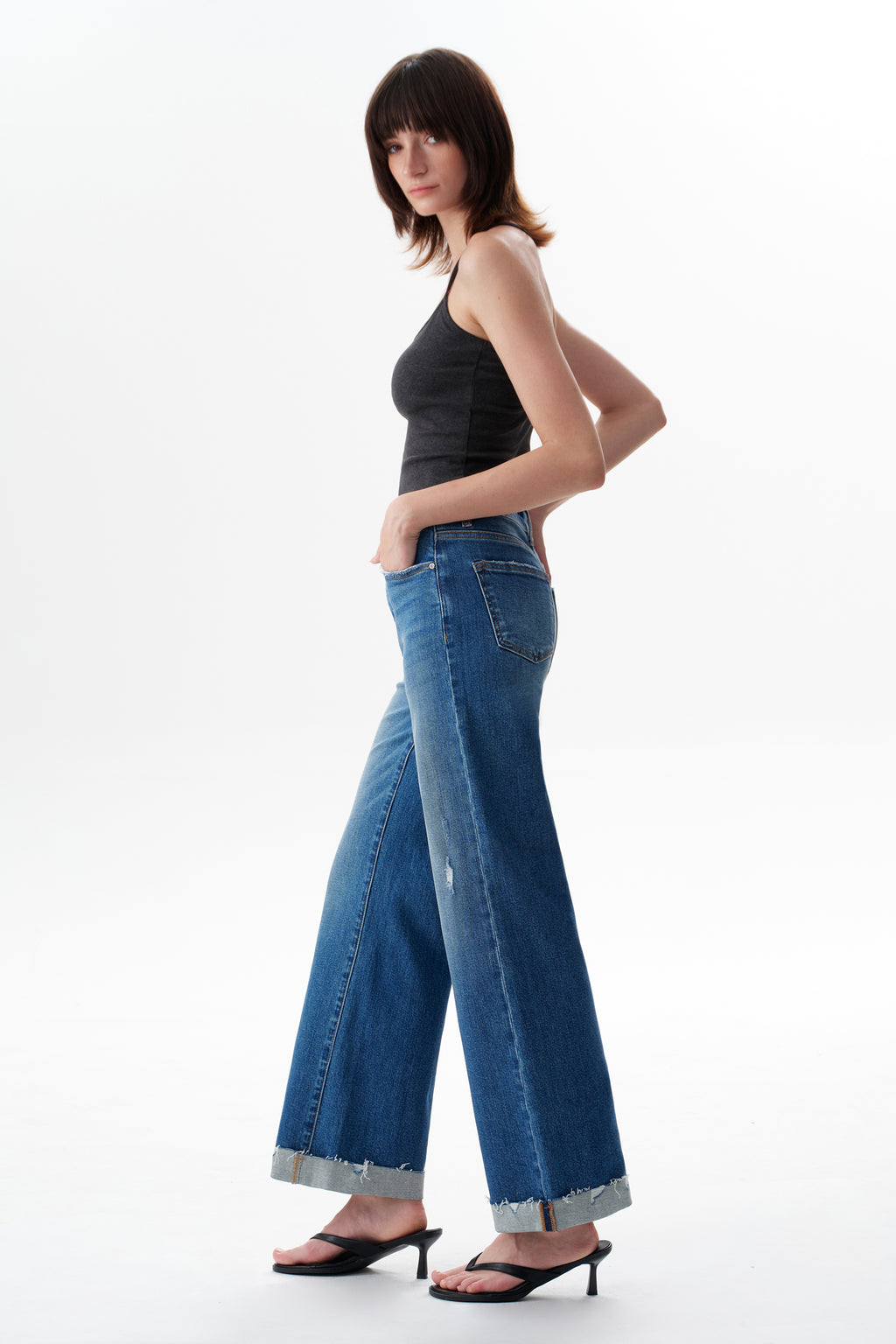 Vintage High Rise Wide Leg Jeans