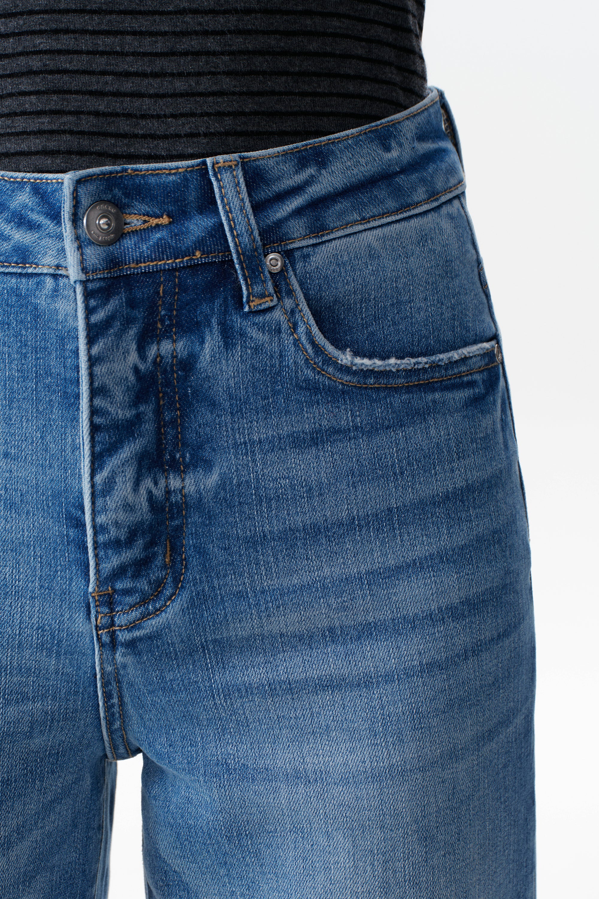 Timeless High Rise Wide Leg Jeans