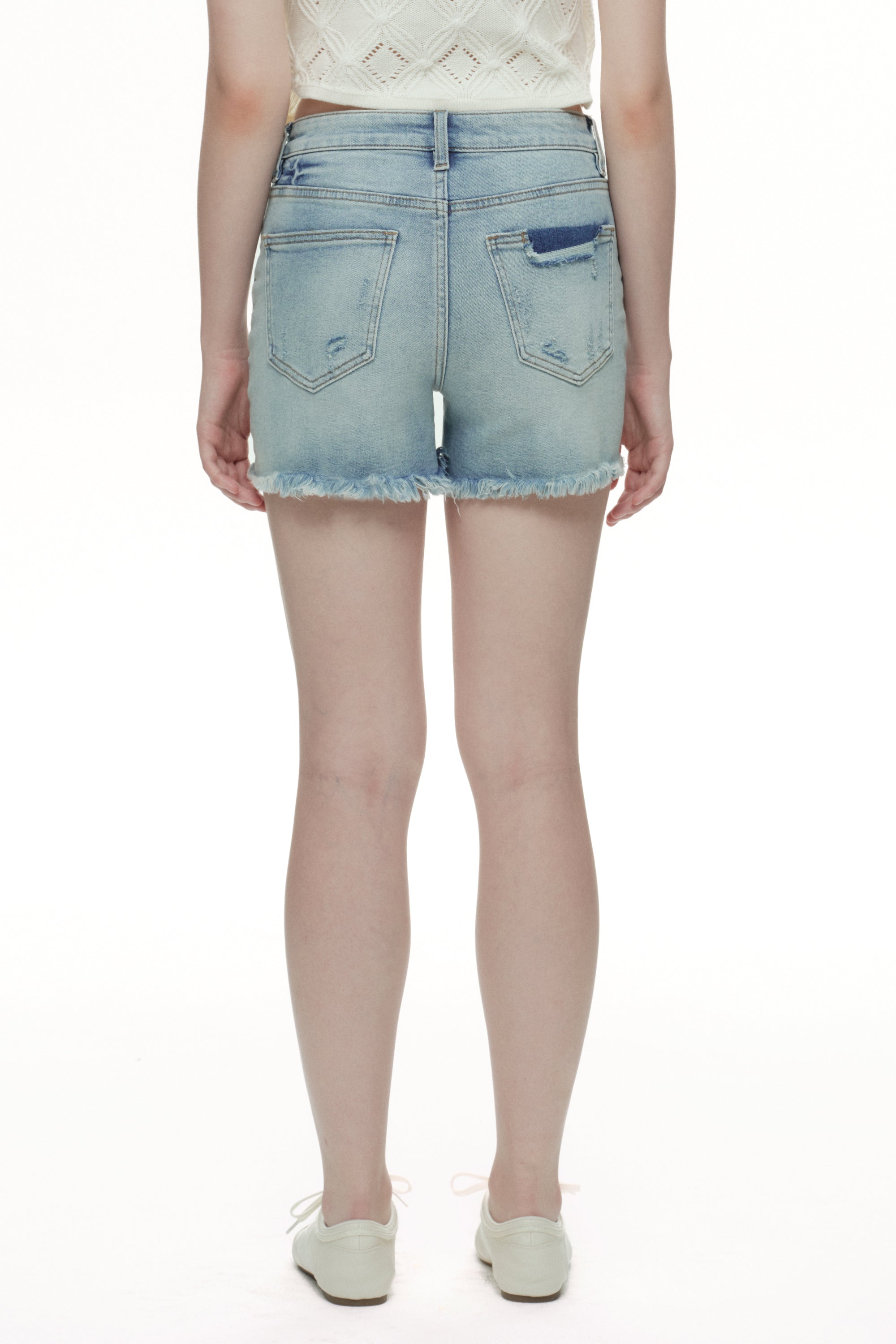 ONESO Feminine Mid Rise Denim Shorts