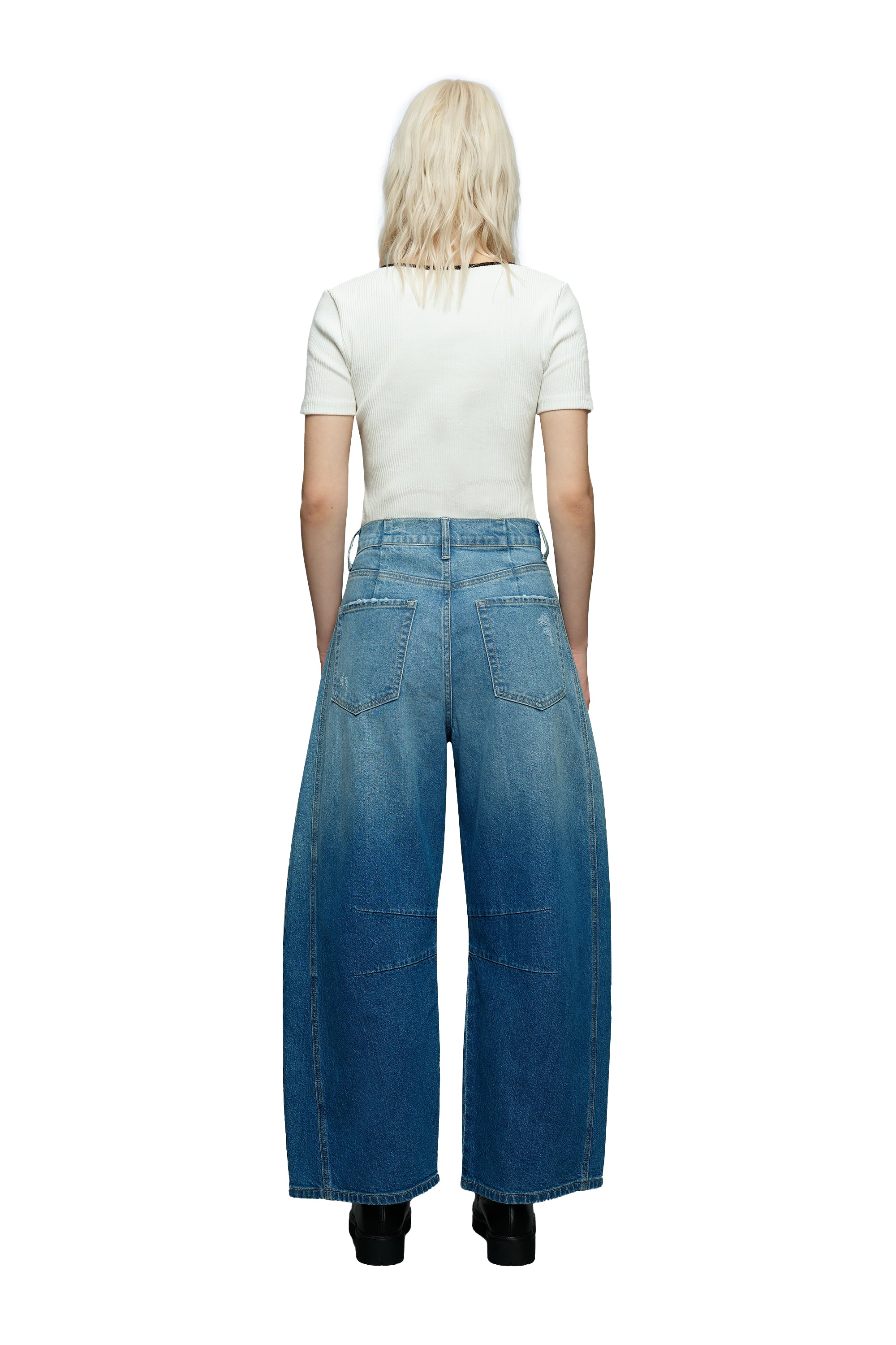 ONESO Vintage High Rise Barrel Jeans