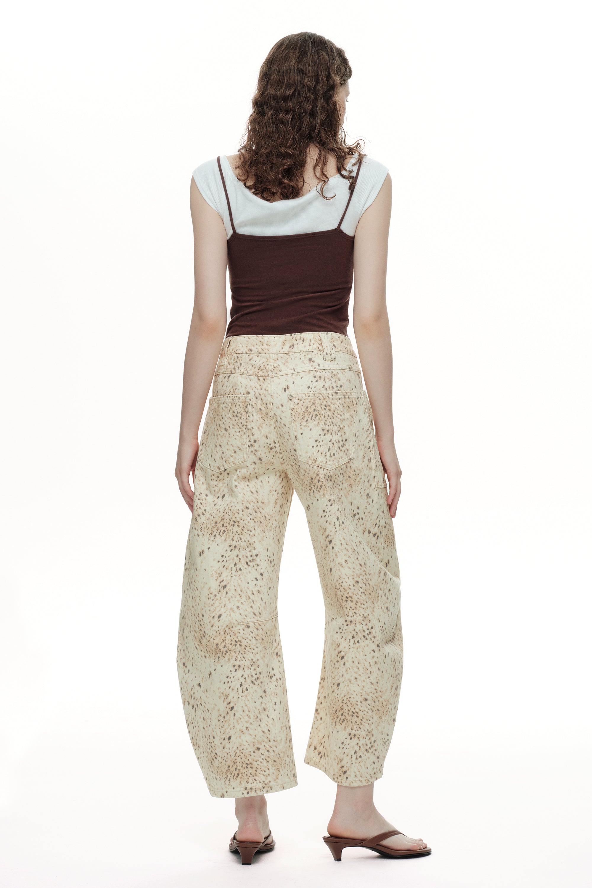 ONESO Bold Mid Rise Barrel Jeans