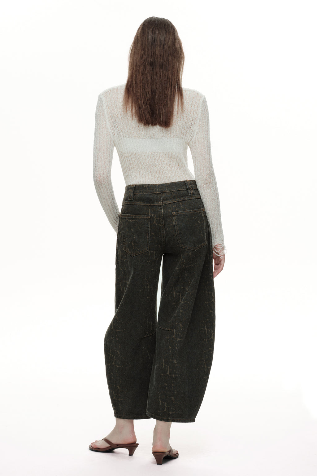 ONESO Bold Mid Rise Barrel Jeans