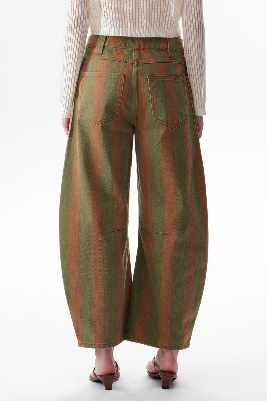 ONESO Bold Mid Rise Barrel Jeans