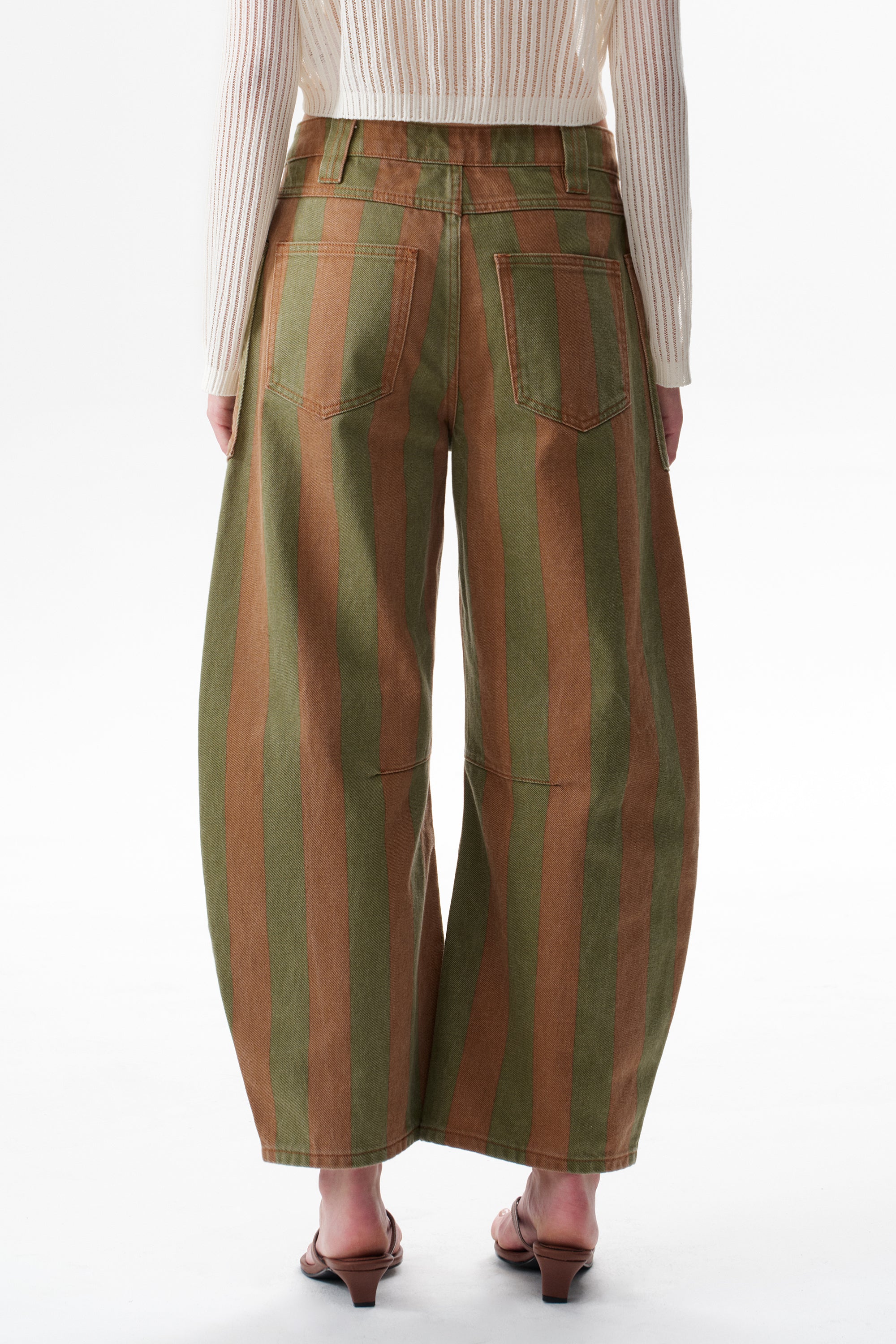 ONESO Bold Mid Rise Barrel Jeans