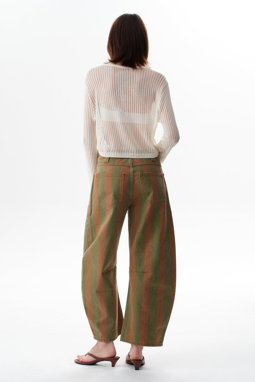 ONESO Bold Mid Rise Barrel Jeans