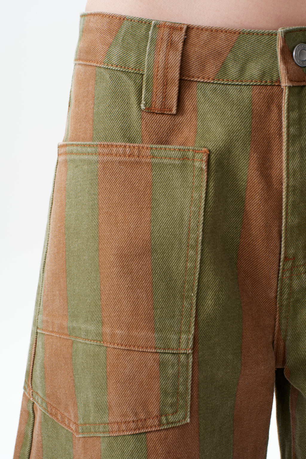 ONESO Bold Mid Rise Barrel Jeans