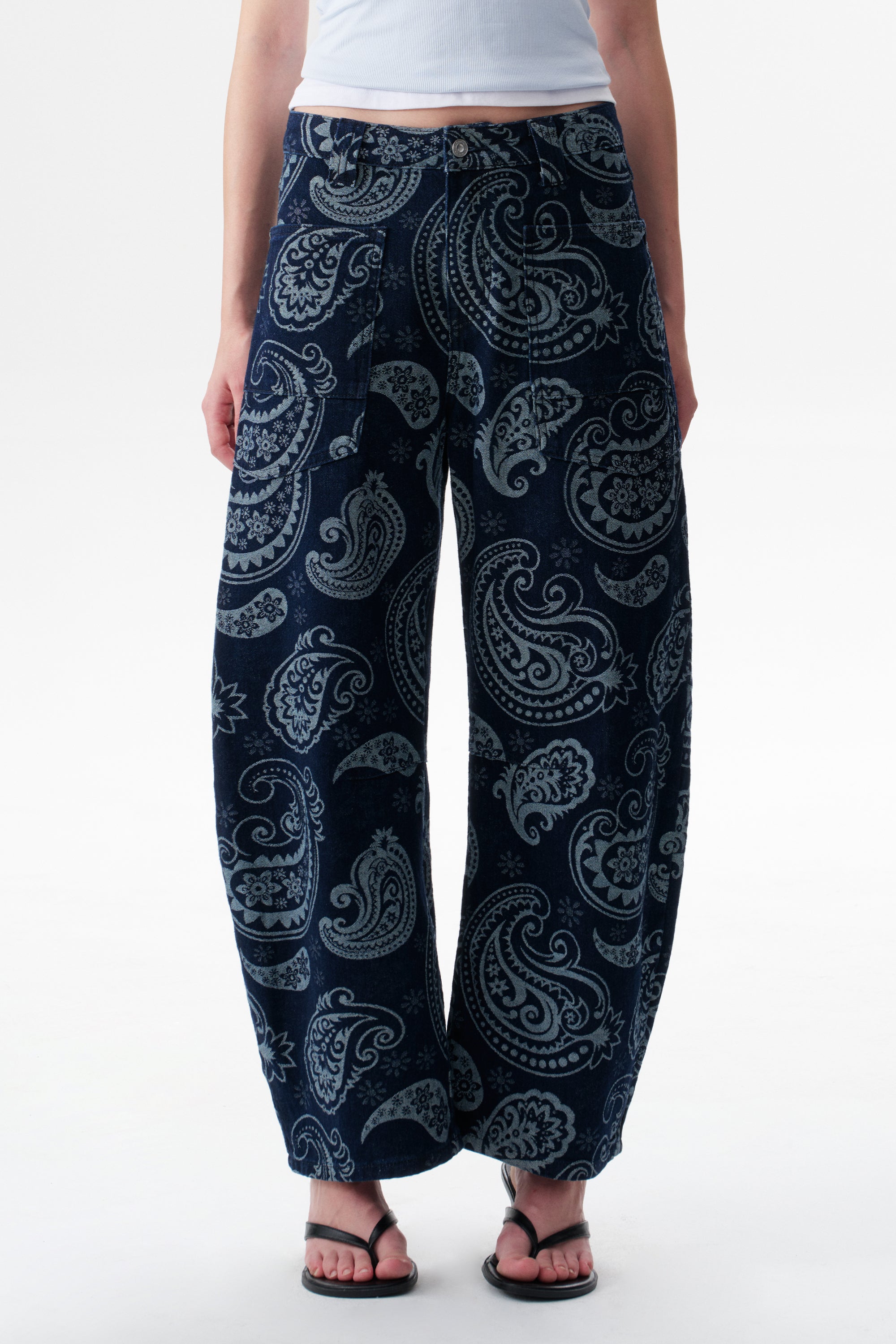 ONESO Bold Mid Rise Barrel Jeans