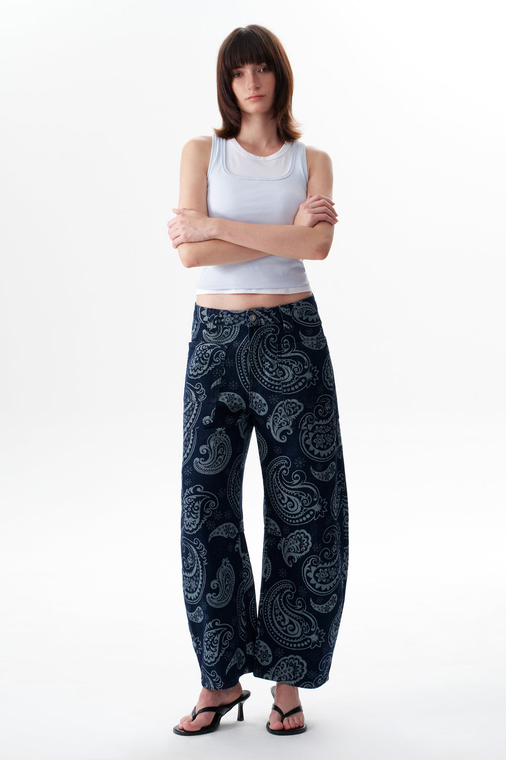 ONESO Bold Mid Rise Barrel Jeans