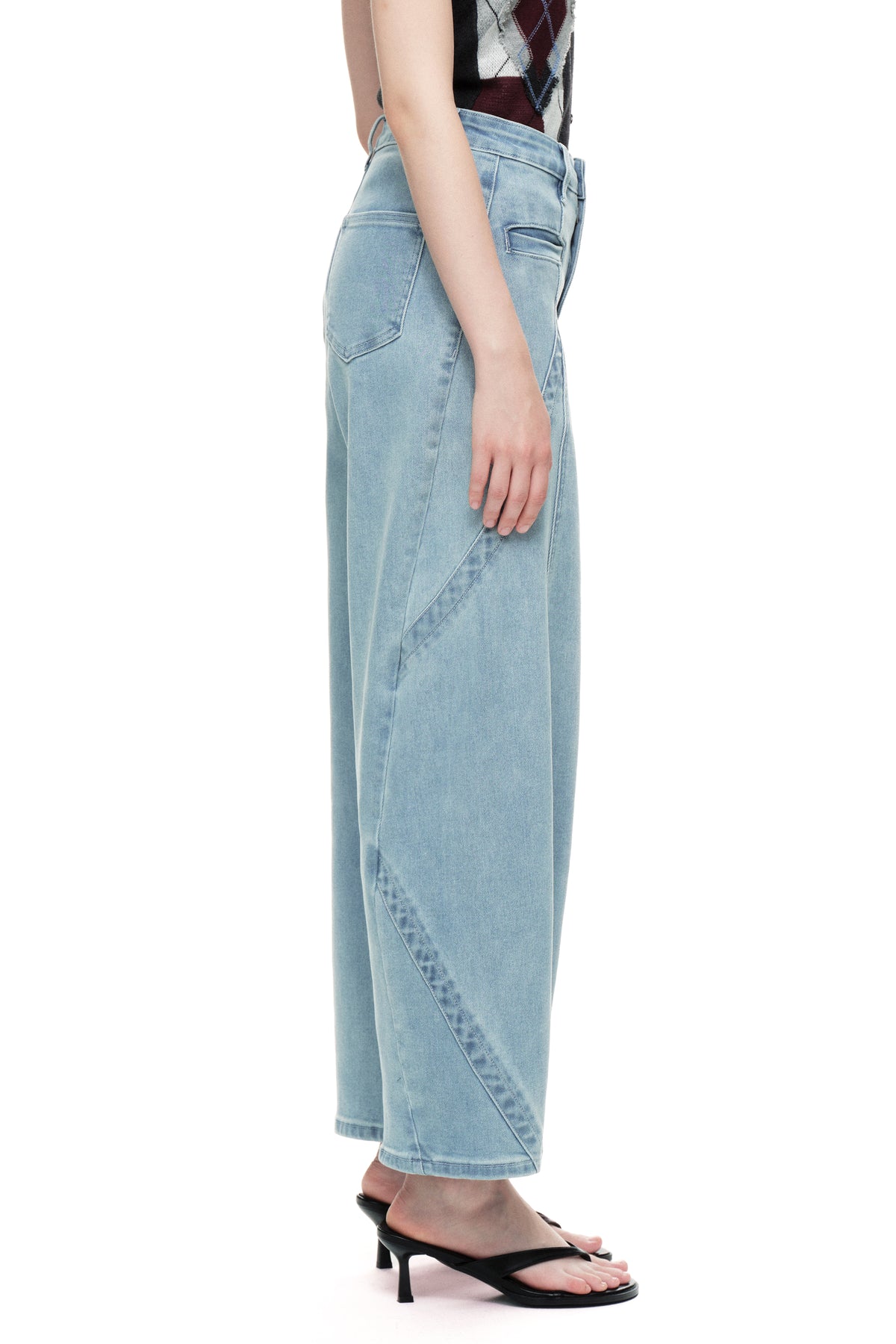 ONESO Modern High Rise Barrel Jeans