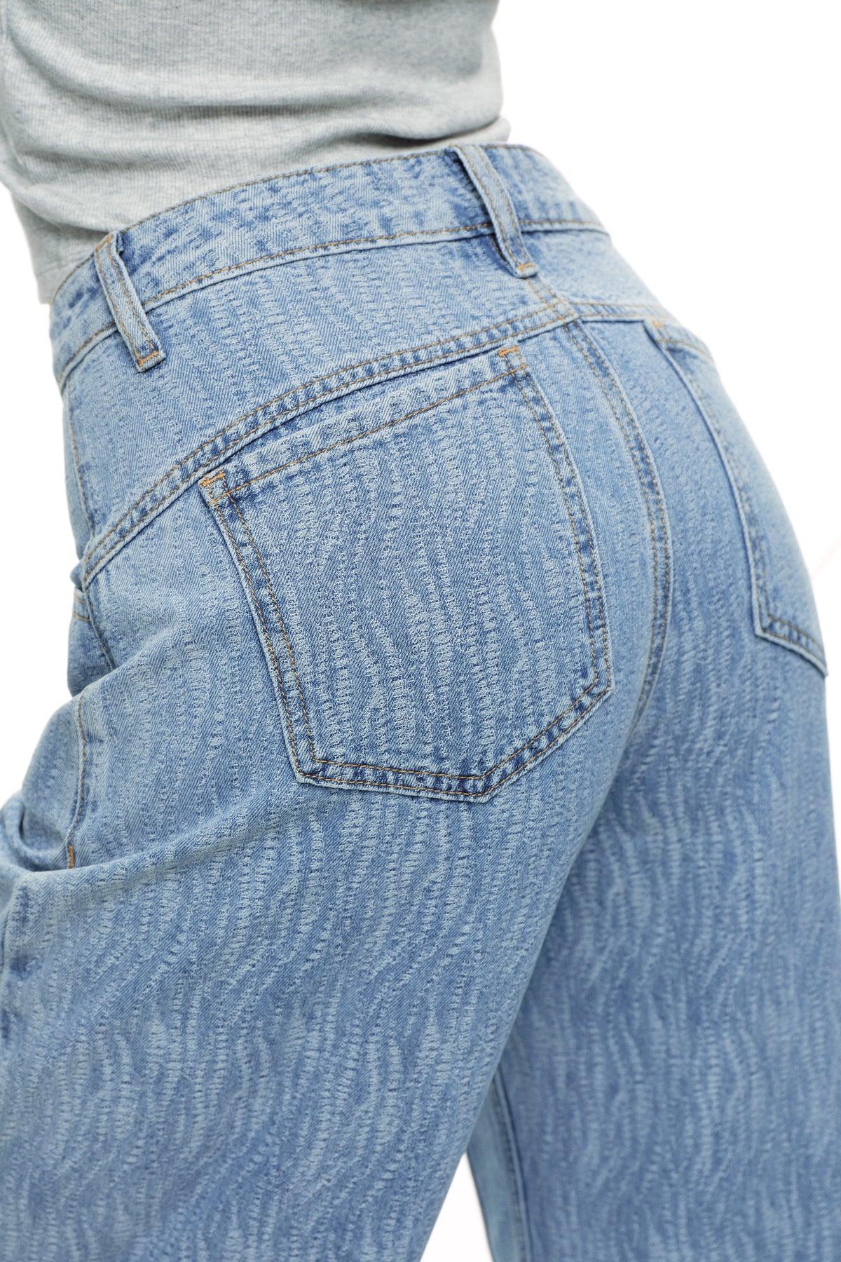 ONESO Modern High Rise Barrel Jeans
