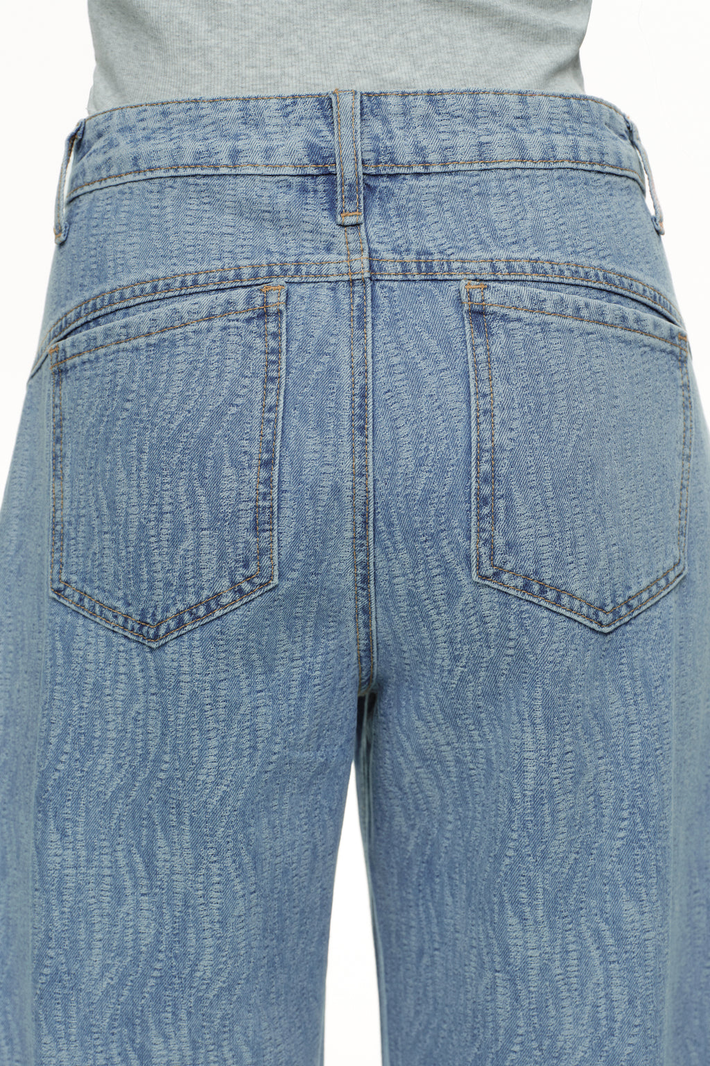 ONESO Modern High Rise Barrel Jeans