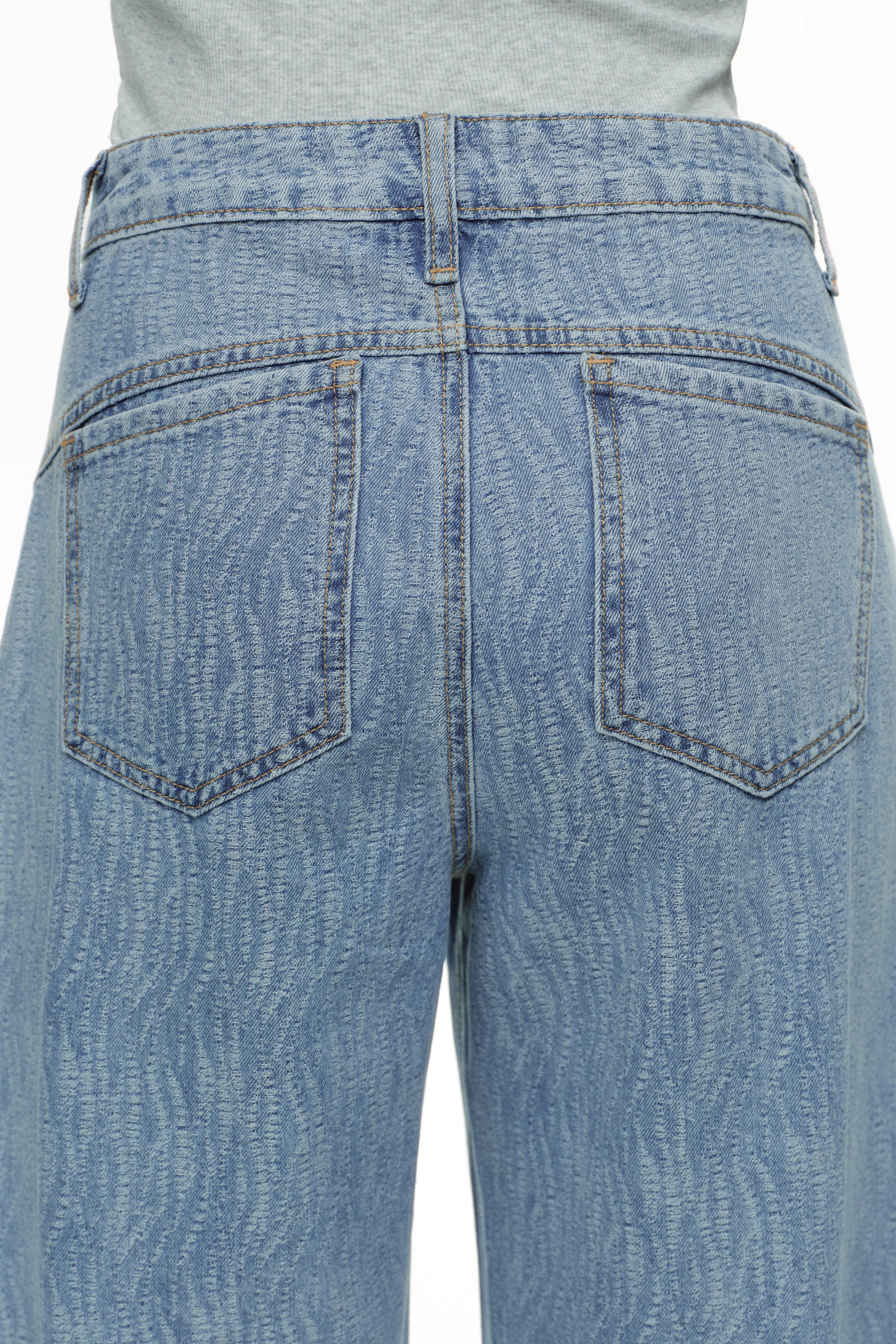ONESO Modern High Rise Barrel Jeans