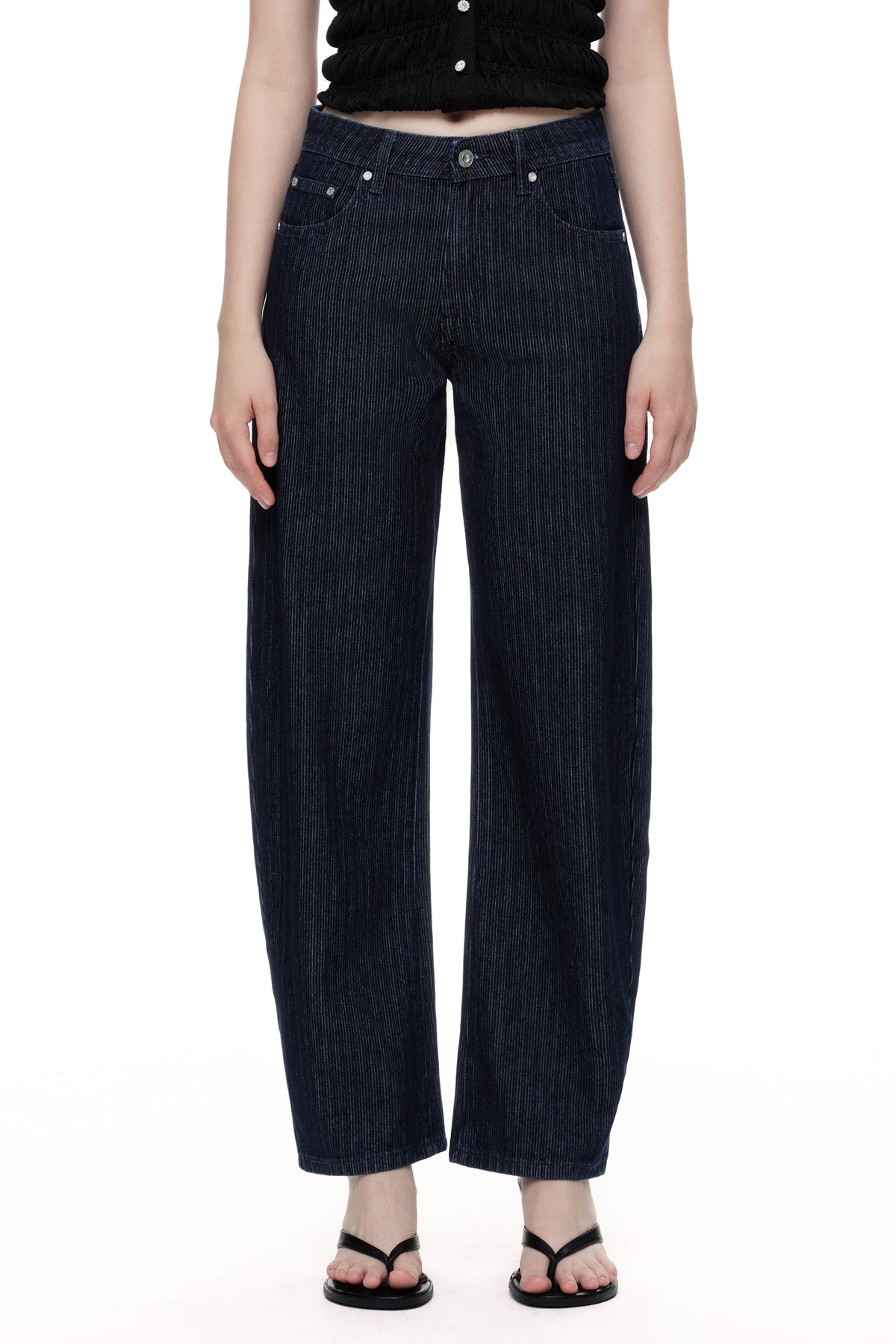 ONESO Distinctive Mid Rise Barrel Jeans