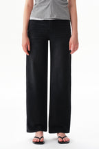 ONESO Polished High Rise Straight Jeans