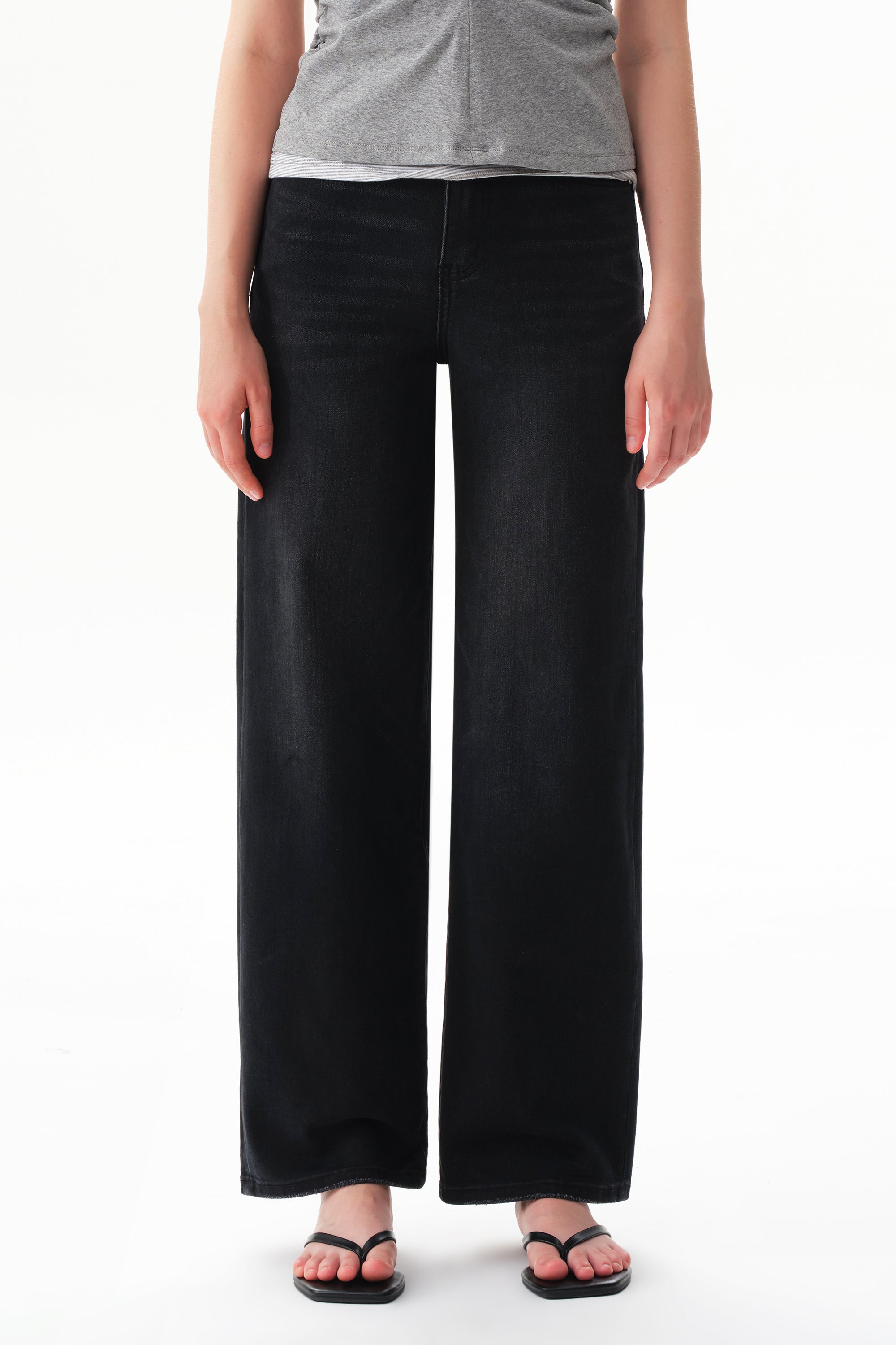 ONESO Polished High Rise Straight Jeans