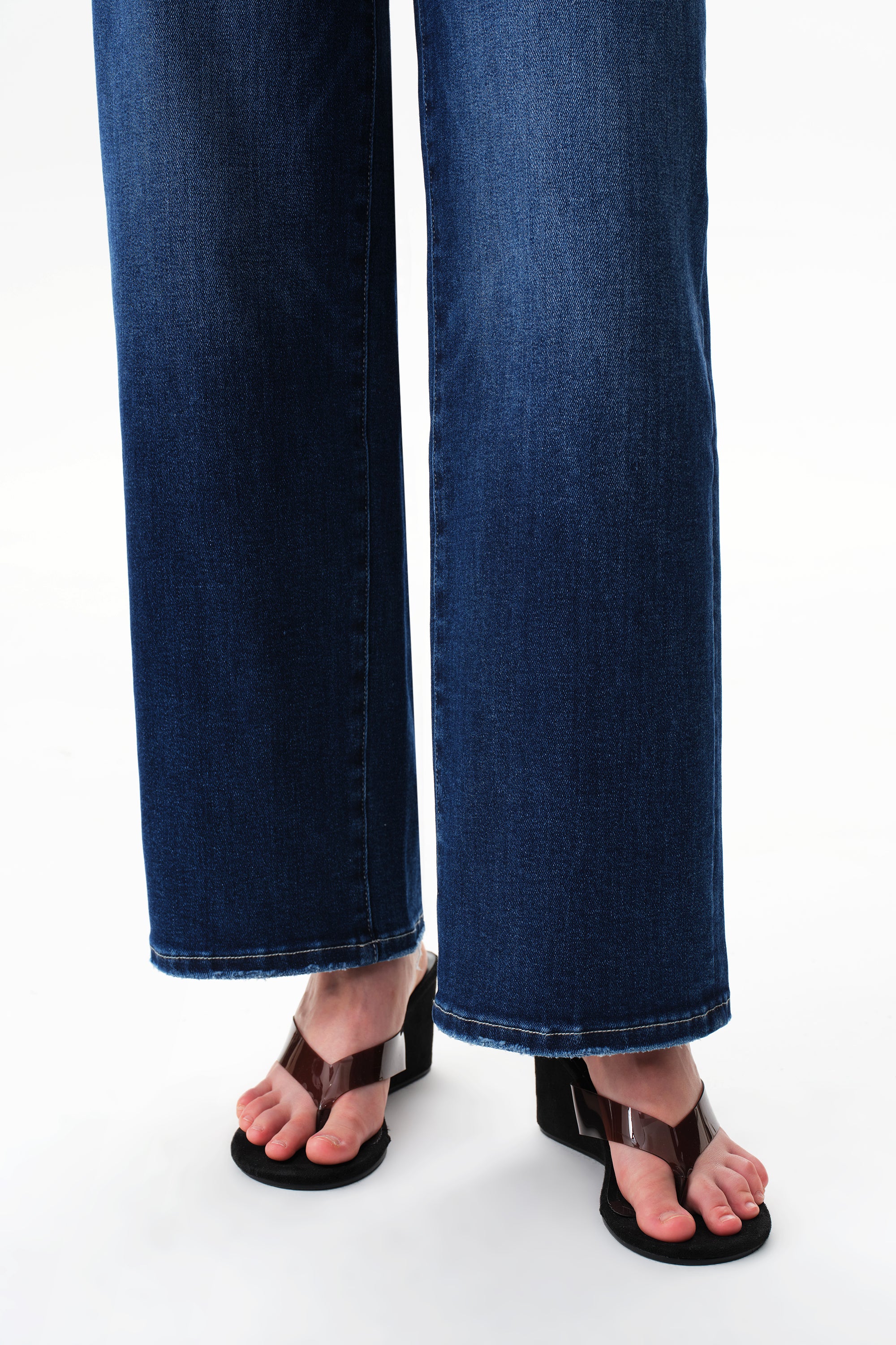 ONESO Polished High Rise Straight Jeans