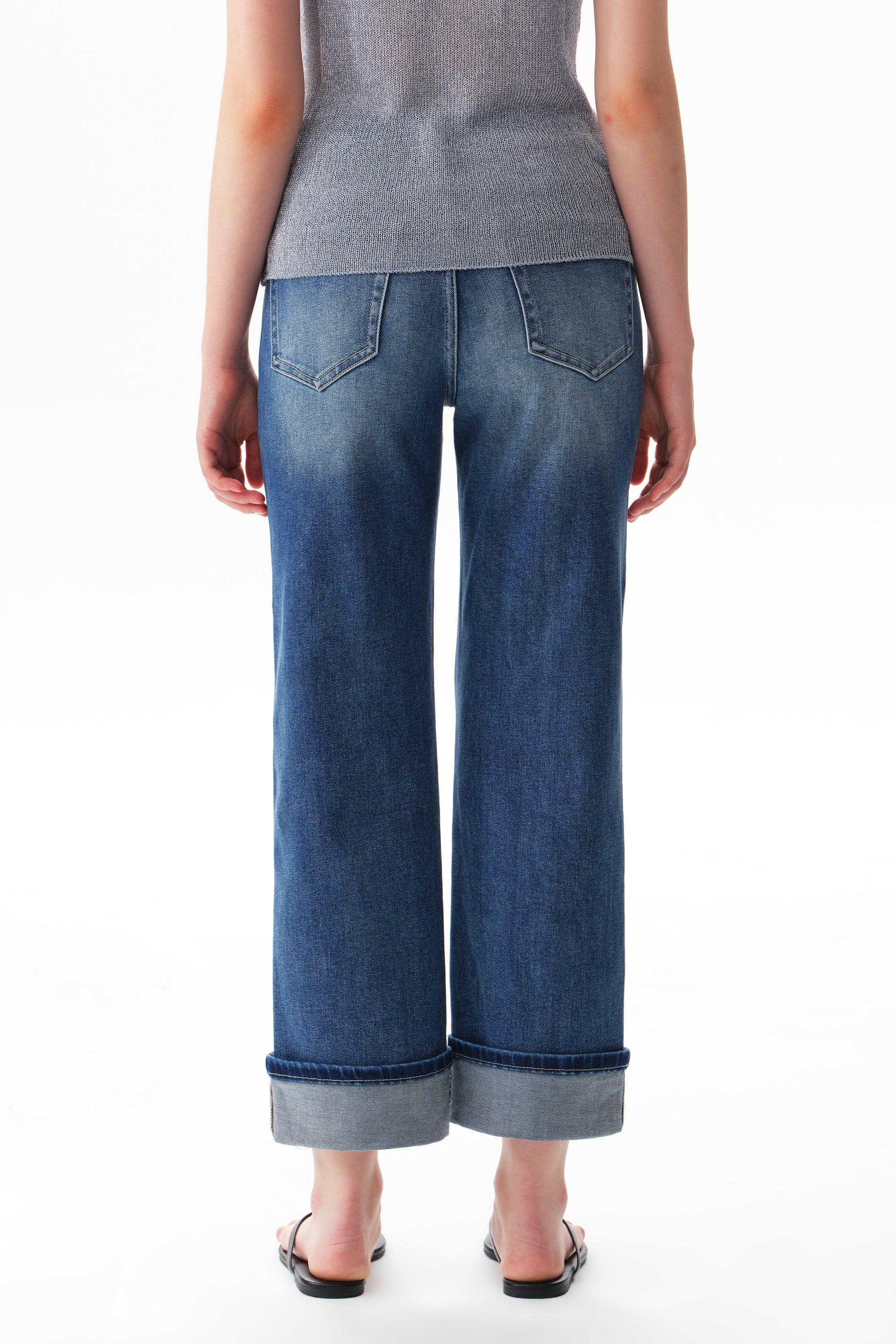 ONESO Modern Classic Mid Rise Straight Jeans