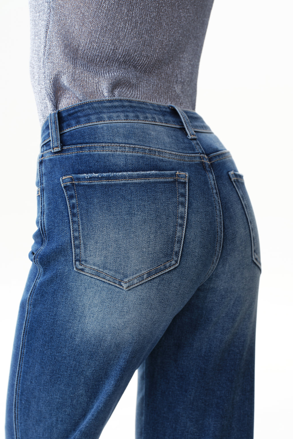 ONESO Modern Classic Mid Rise Straight Jeans