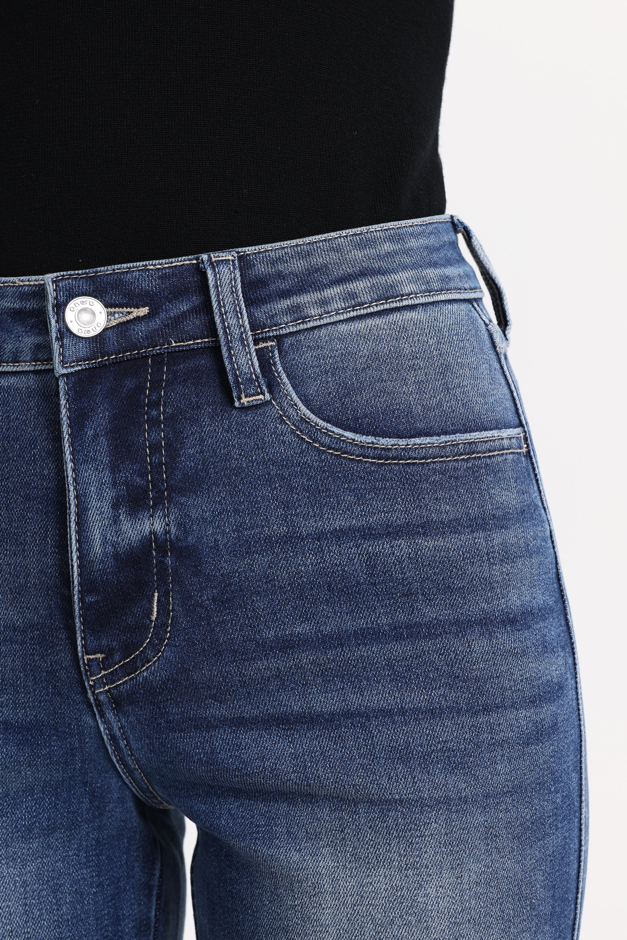 ONESO Modern Classic Mid Rise Straight Jeans