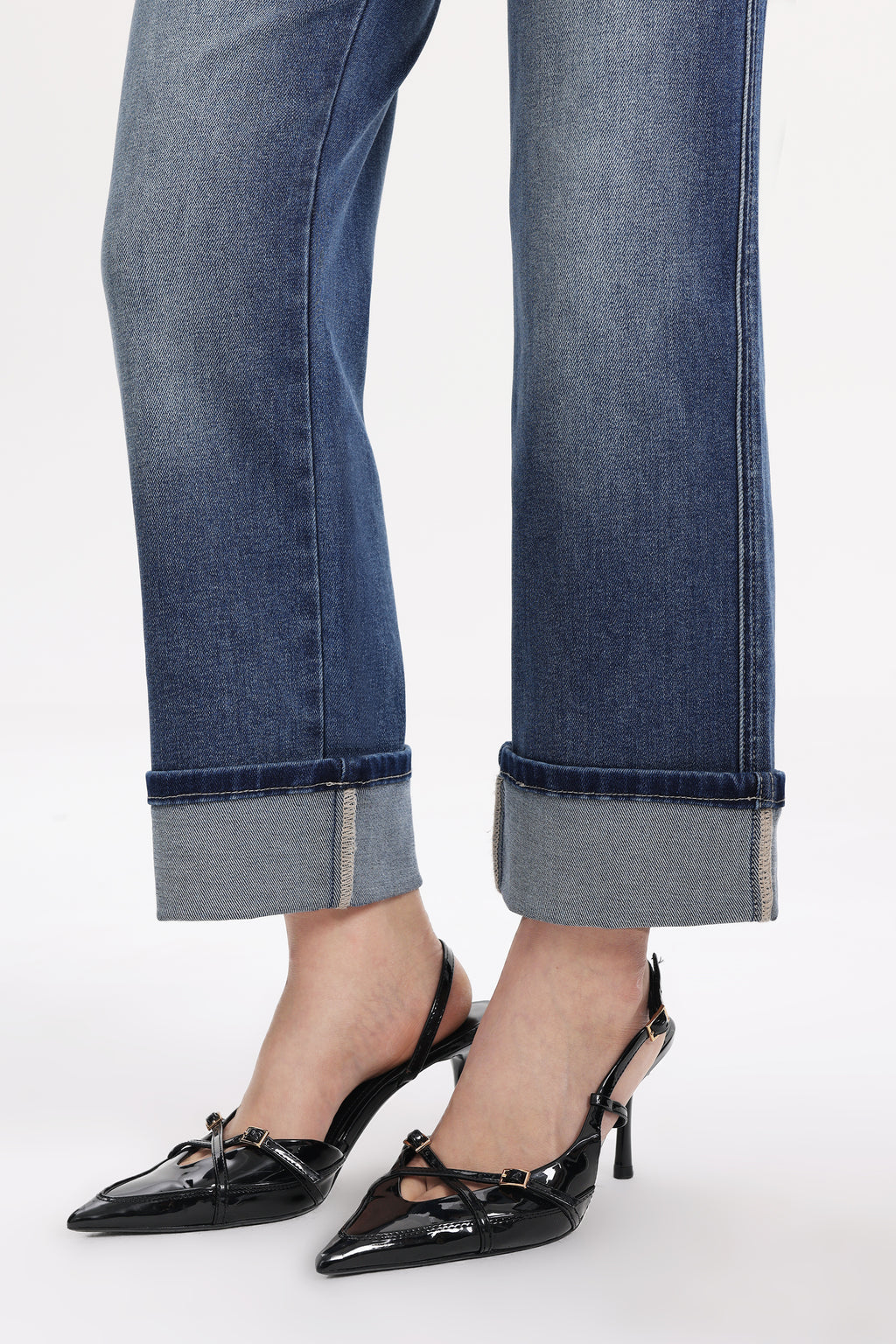 ONESO Modern Classic Mid Rise Straight Jeans