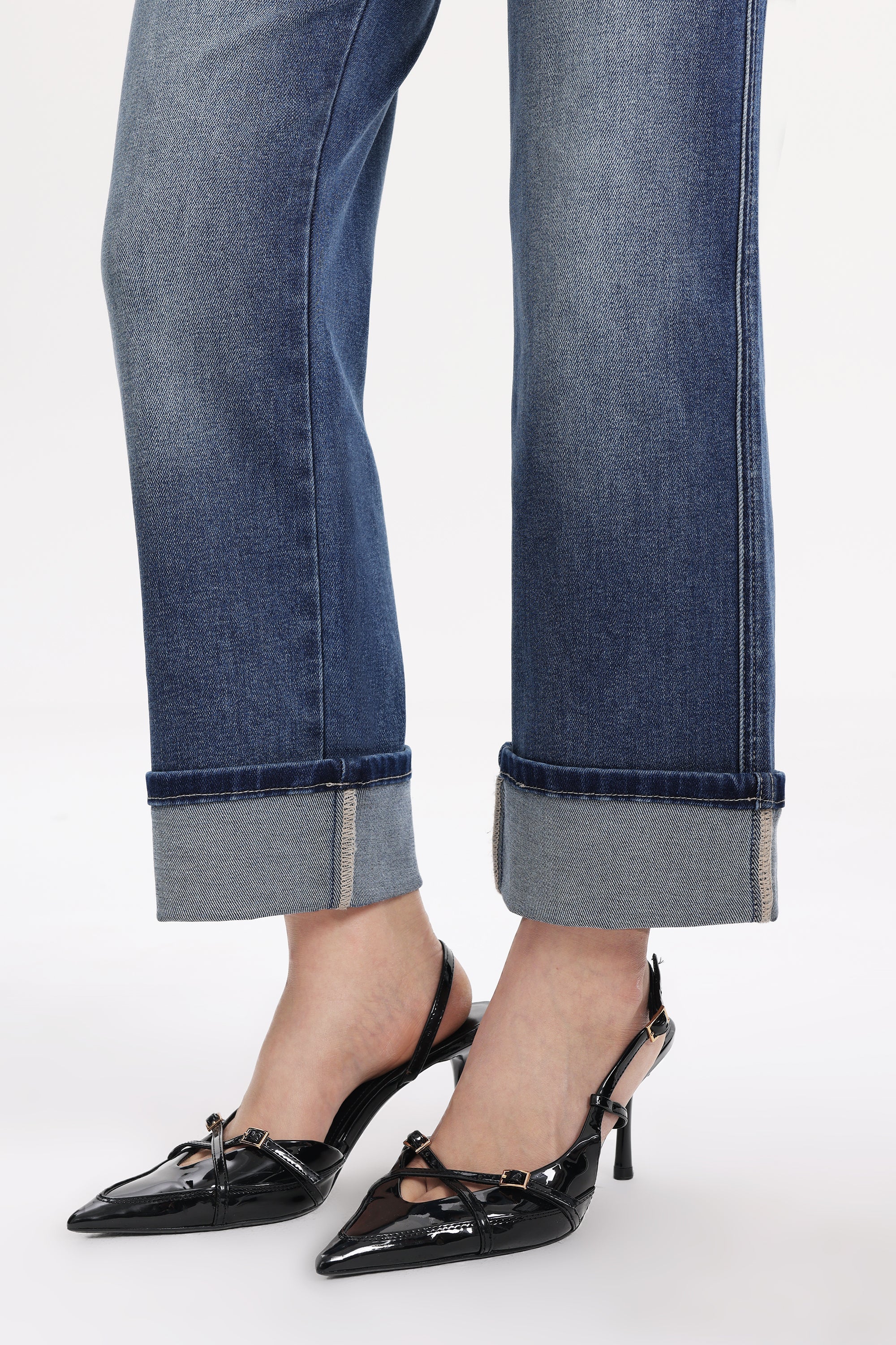 ONESO Modern Classic Mid Rise Straight Jeans