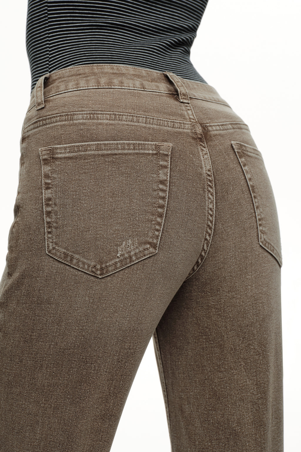 ONESO Modern Mid Rise Wide Leg Jeans