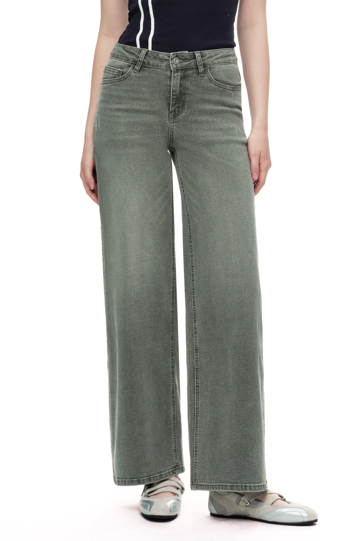 ONESO Modern Utility Mid Rise Wide Leg Jeans