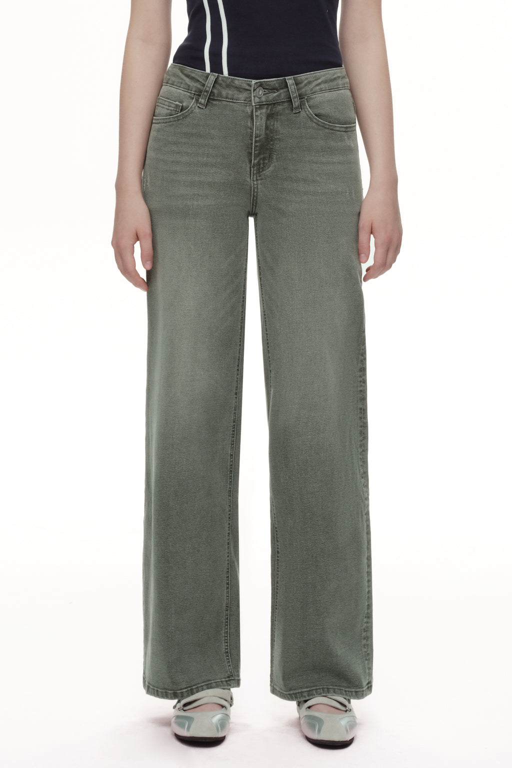 ONESO Modern Utility Mid Rise Wide Leg Jeans