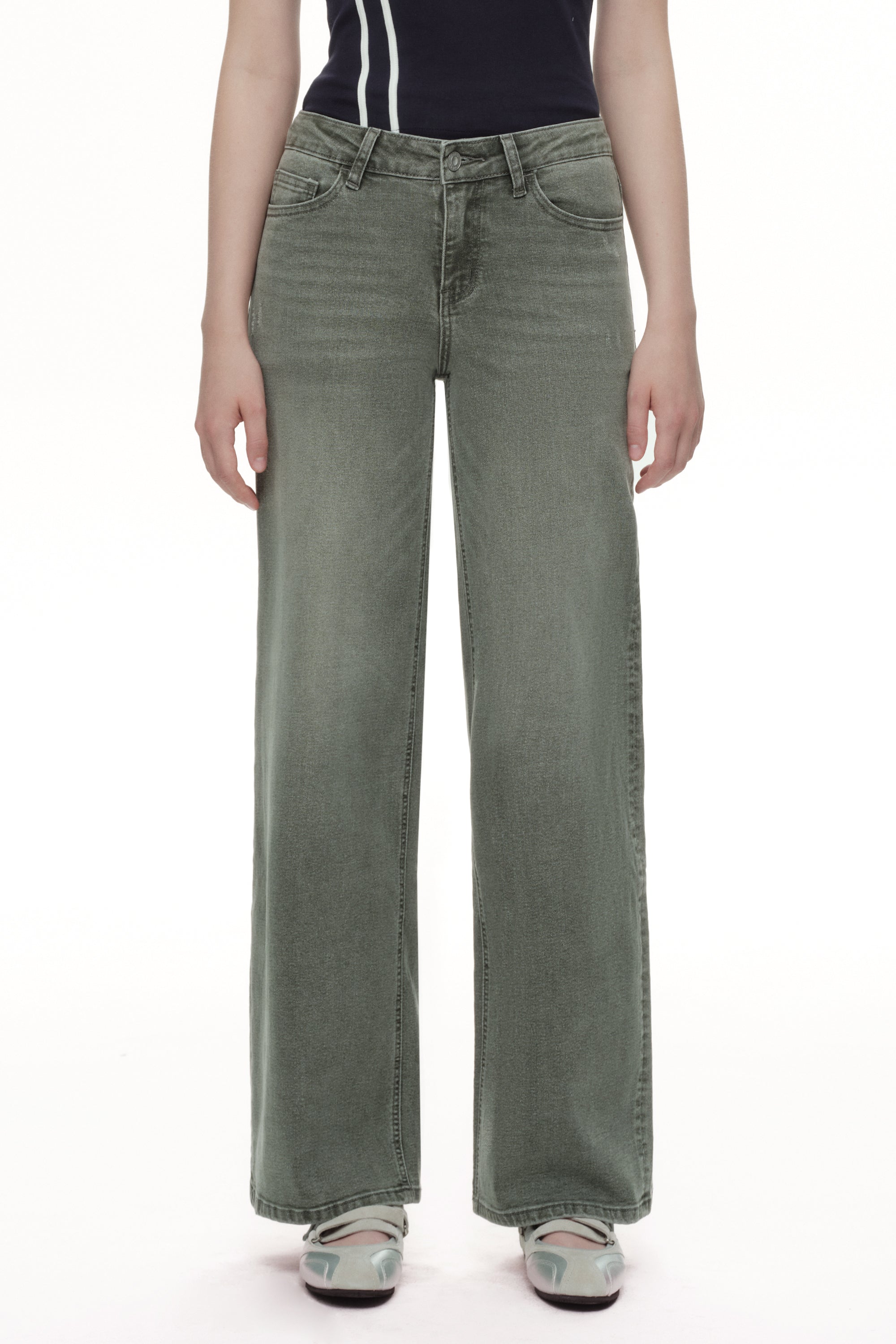 ONESO Modern Utility Mid Rise Wide Leg Jeans