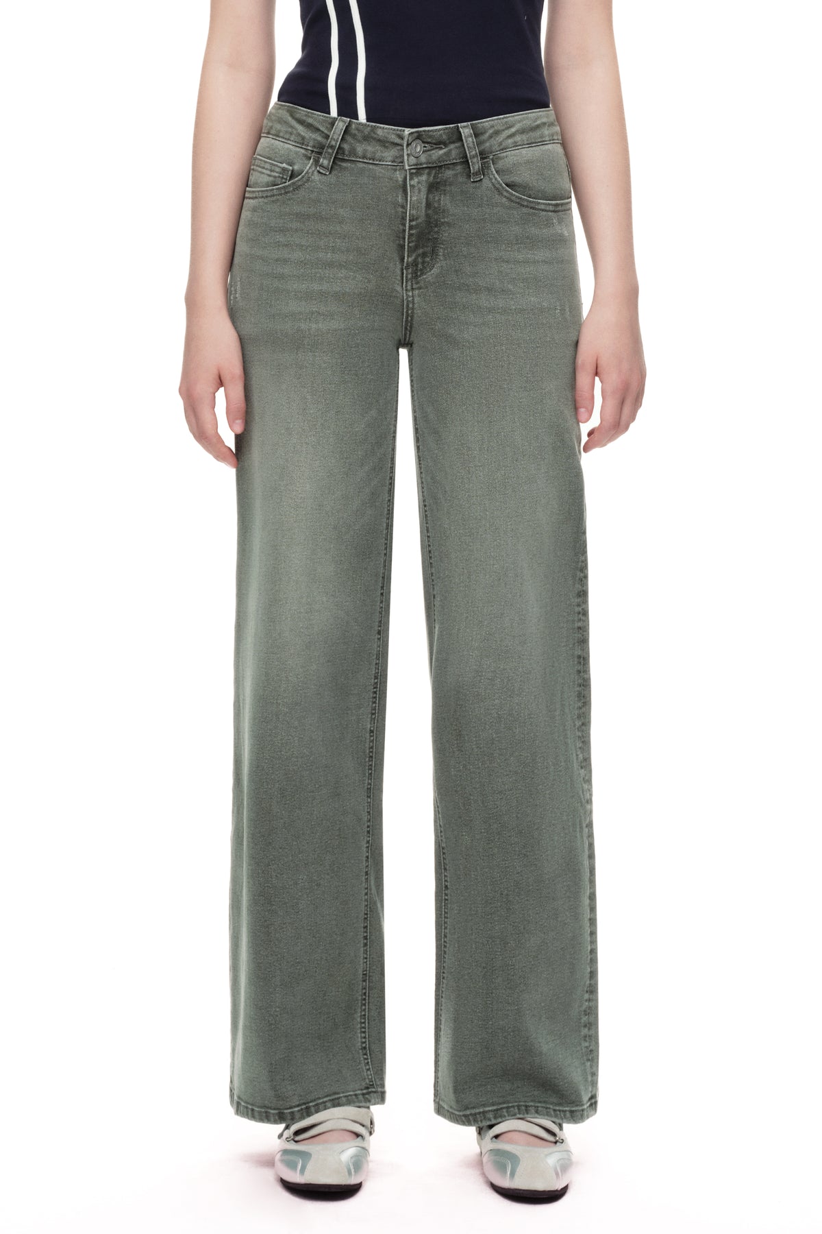 ONESO Modern Utility Mid Rise Wide Leg Jeans