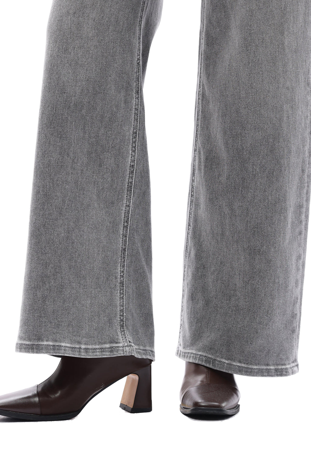 ONESO Effortless Mid Rise Wide Leg Jeans