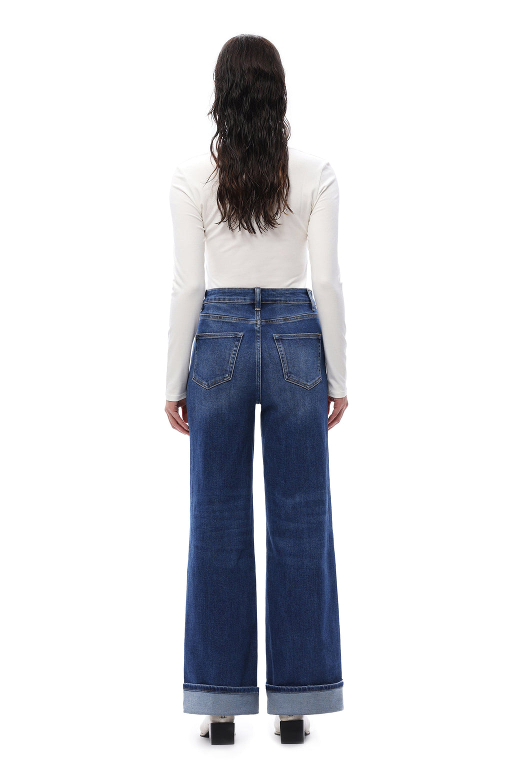 ONESO Refined High Rise Wide Leg Jeans