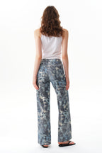 ONESO Eye-Catching Mid Rise Wide Leg Jeans