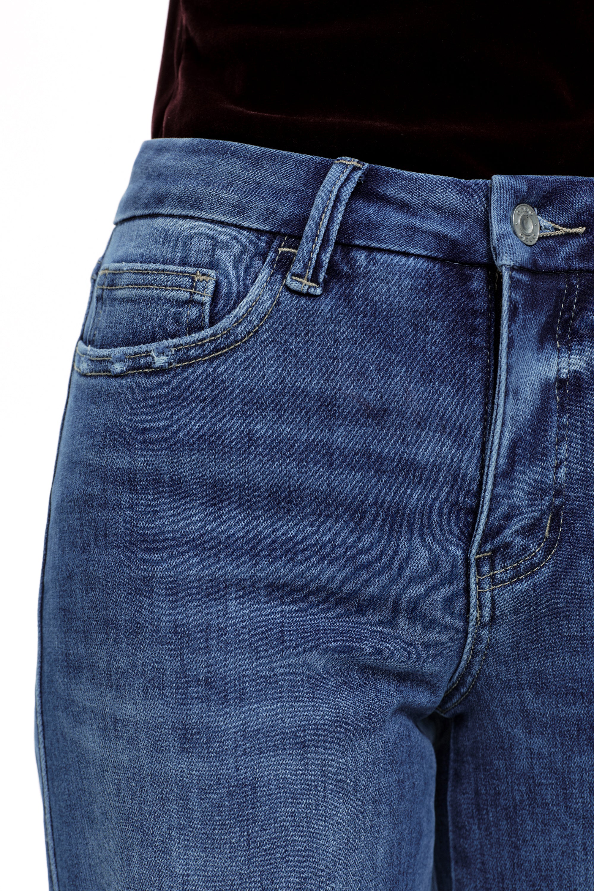 ONESO Relaxed Mid Rise Wide Leg Jeans