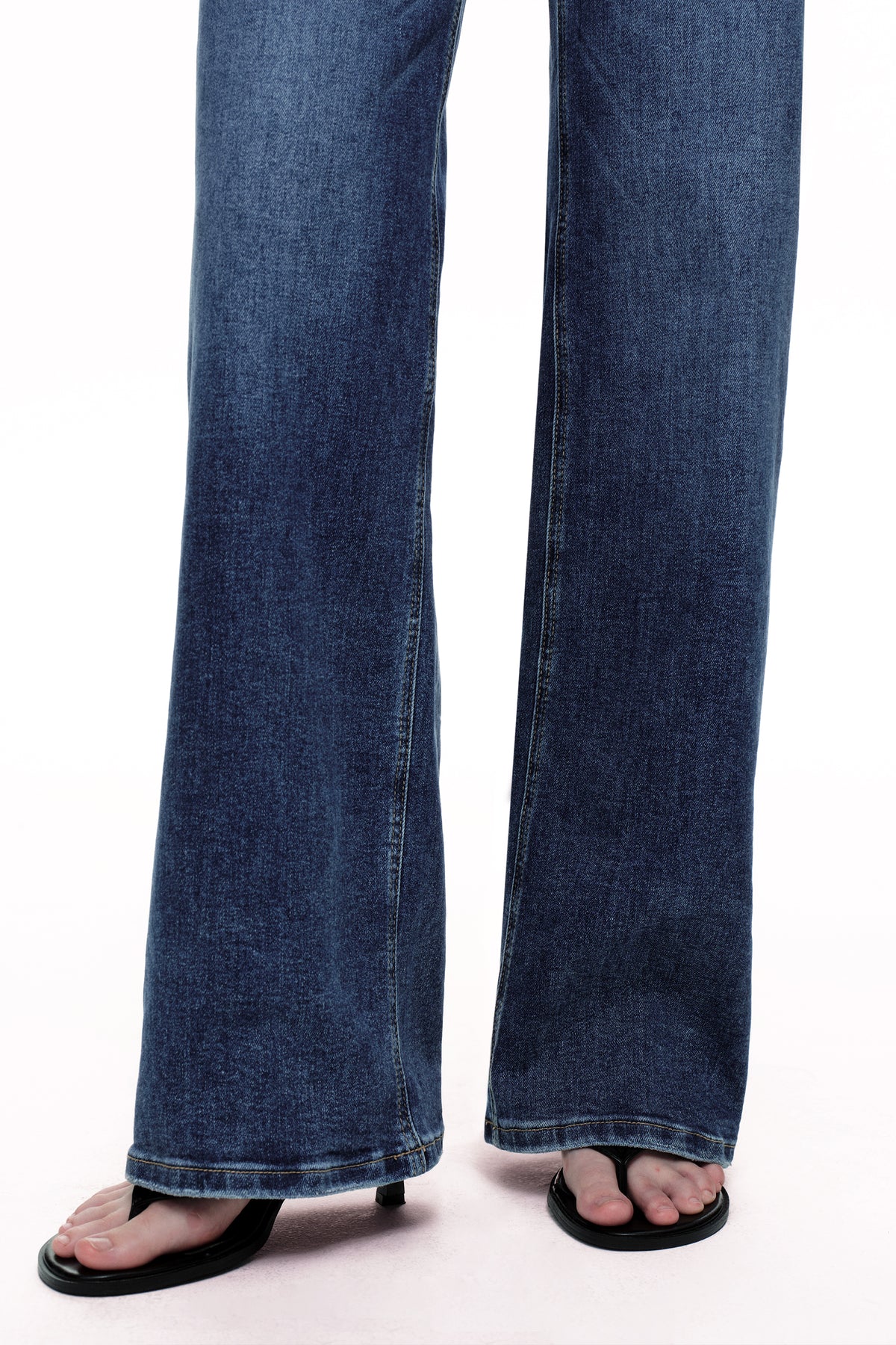 ONESO Timeless High Rise Wide Leg Jeans