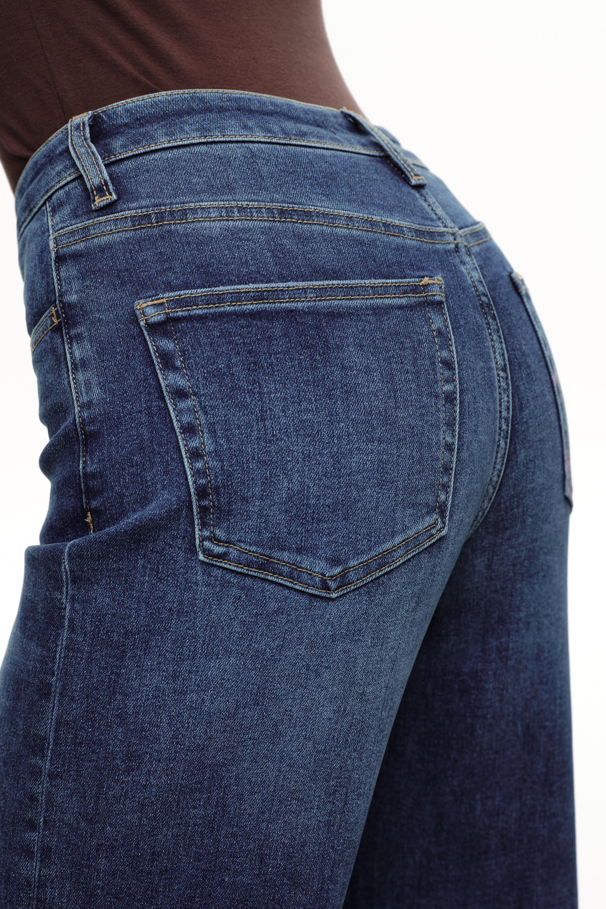ONESO Timeless High Rise Wide Leg Jeans