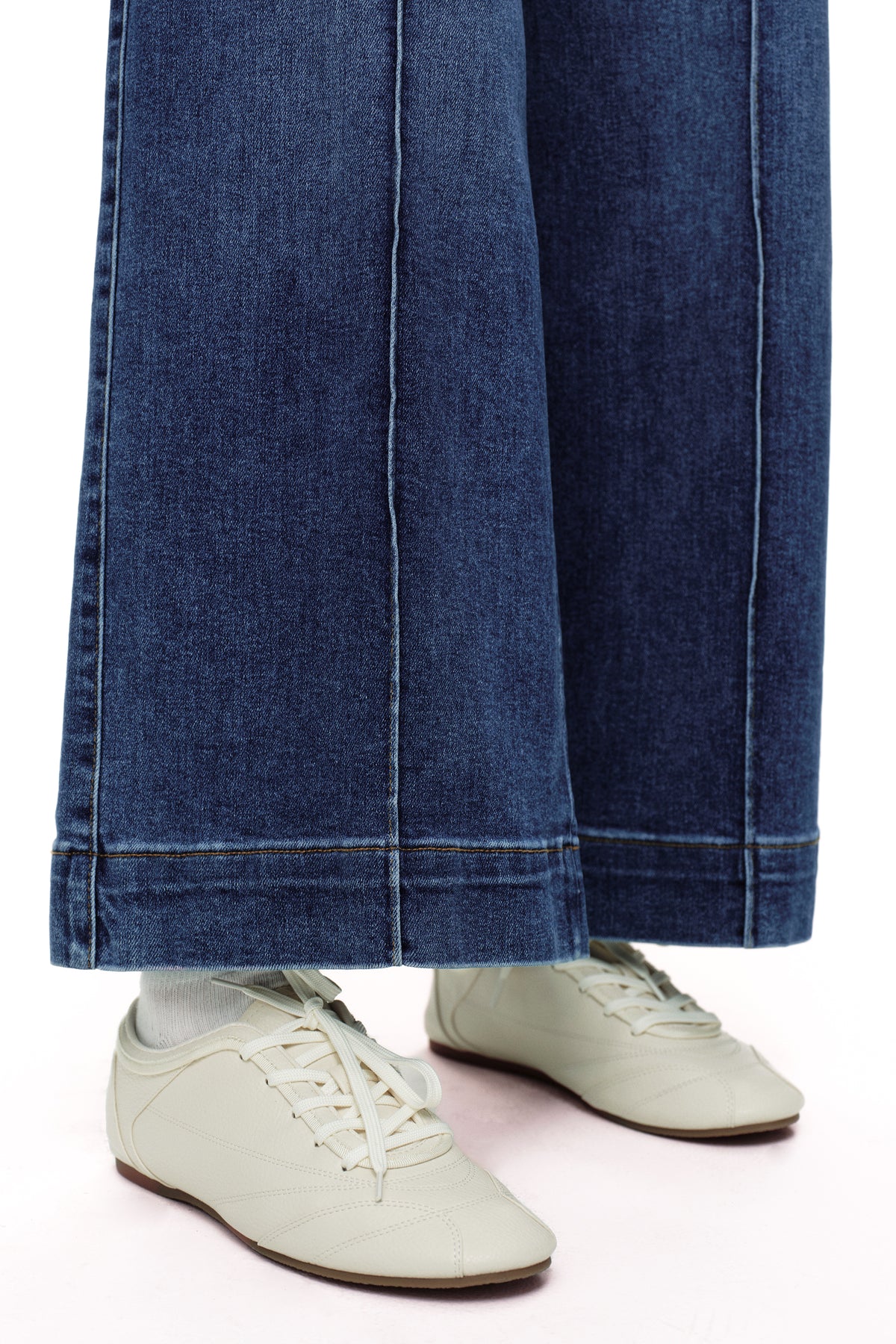 ONESO Clean Cut Modern High Rise Wide Leg Jeans