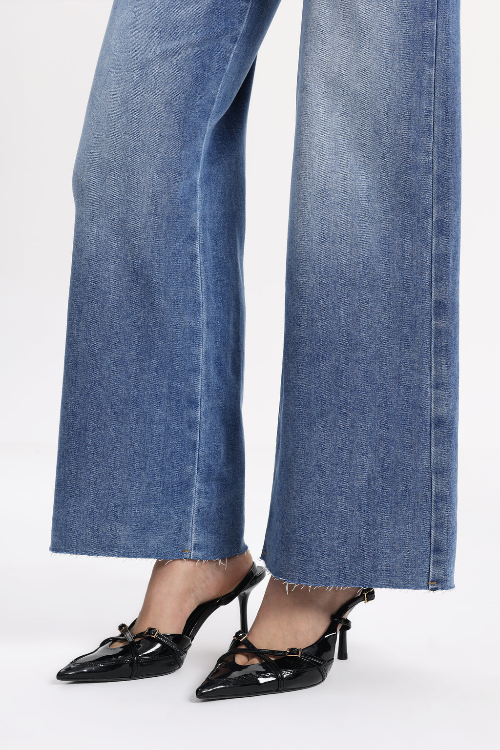 ONESO Classic Mid Rise Wide Leg Jeans