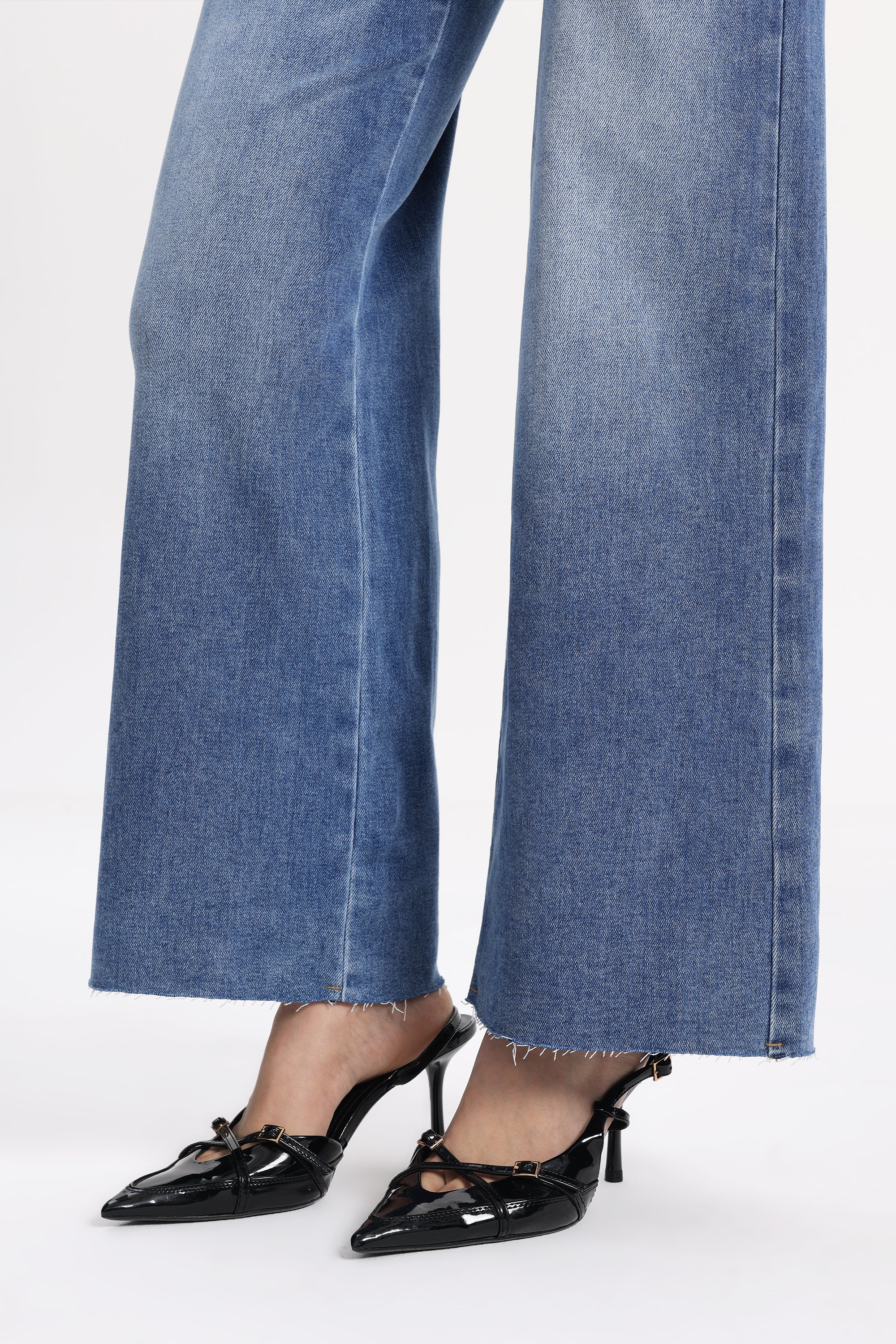 ONESO Classic Mid Rise Wide Leg Jeans