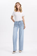 ONESO Modern Classic Mid Rise Wide Leg Jeans